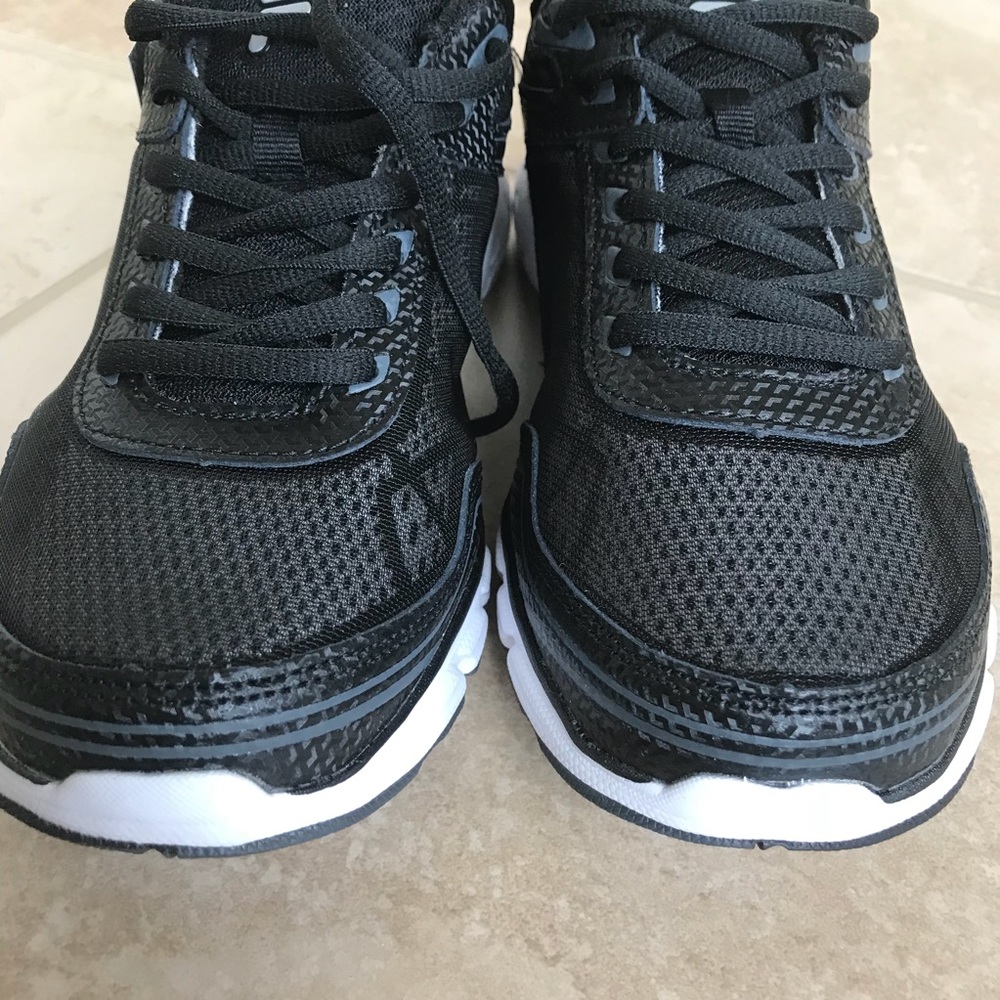FILA running shoes - Picture 3 of 7